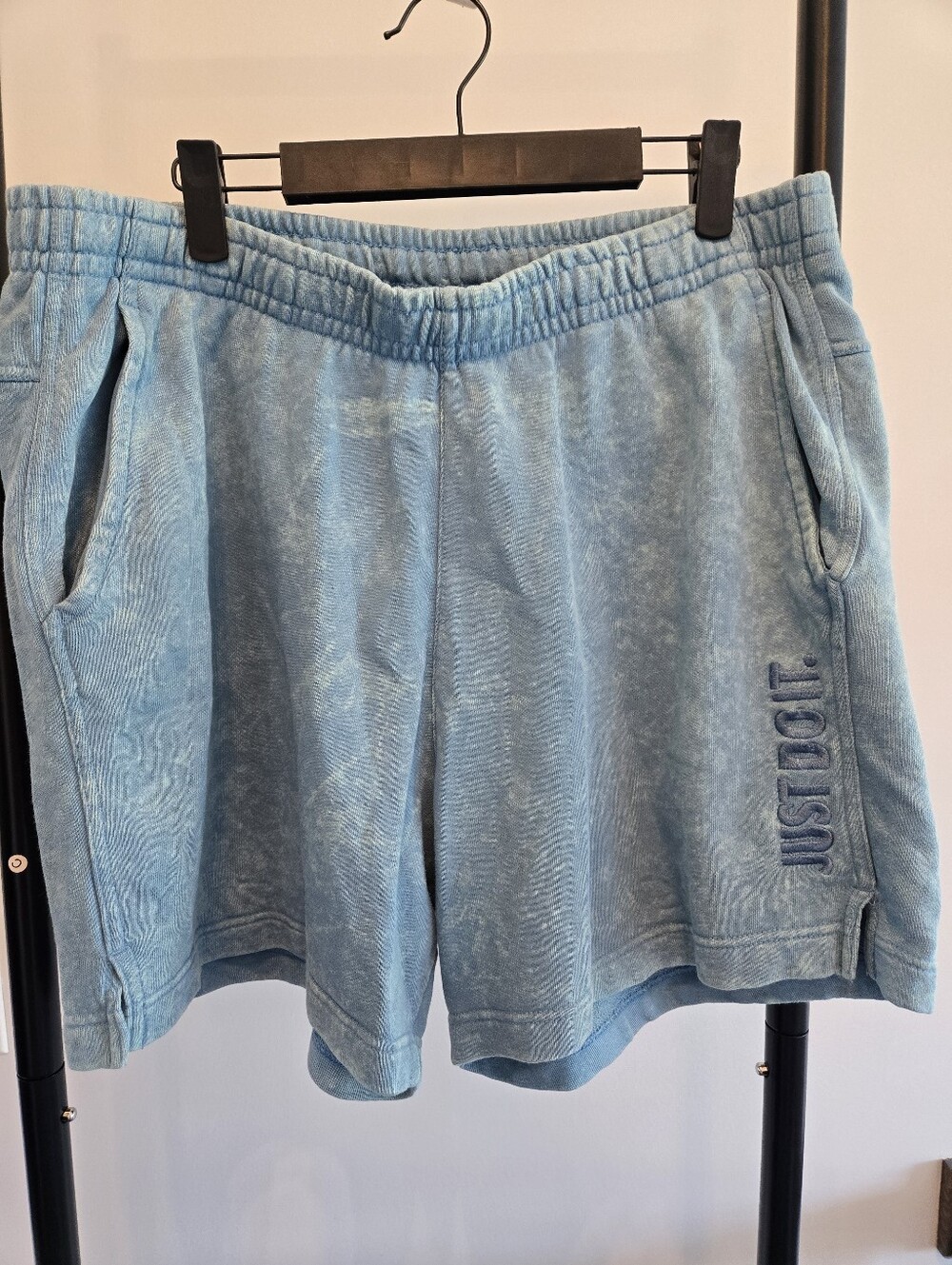 Nike Sportswear Fleece Shorts XL Light Blue Acid Wash Drawstring